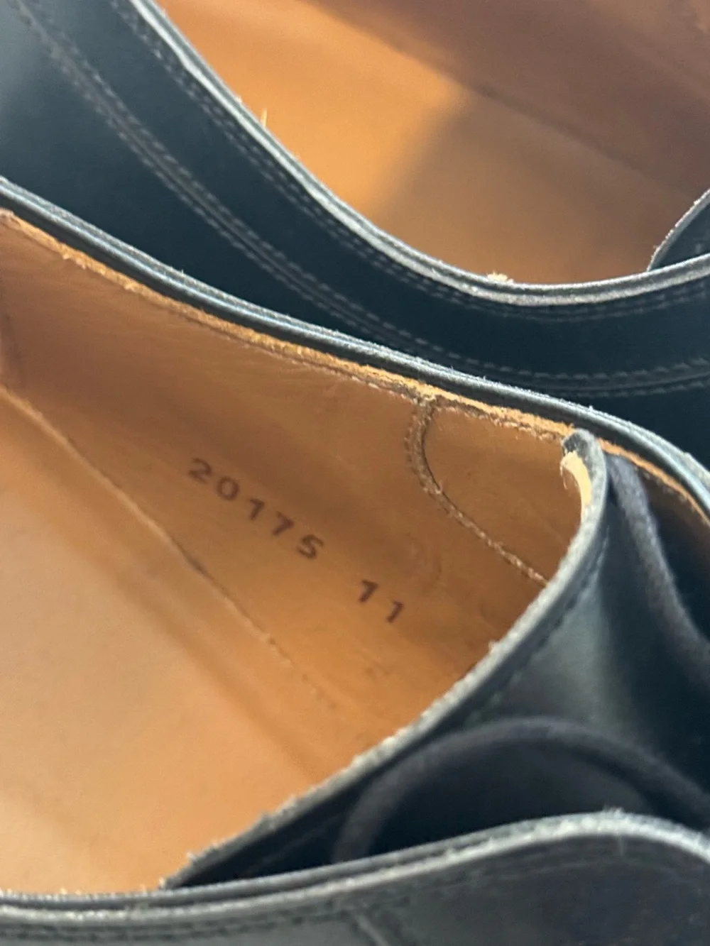 Magnanni Black Leather Derby Shoes